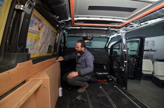 Araçları "yürüyen ofis" gibi dizayn ediyorlar